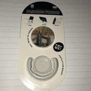 Pop socket phone accessory